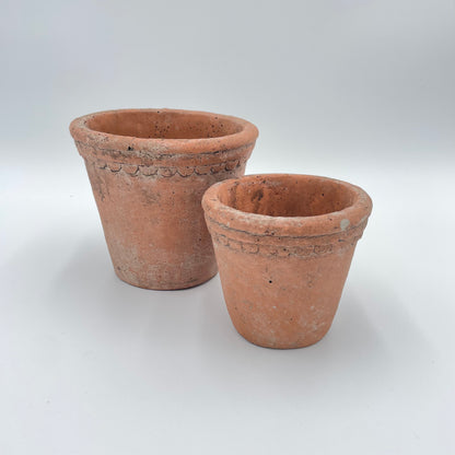 Scalloped Terracotta Cement Planter